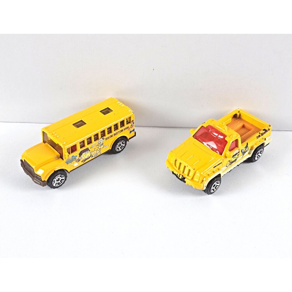 Matchbox SpongeBob SquarePants Limited Ed Diecast 1:64 Lot 2 Yellow Bus/Pickup